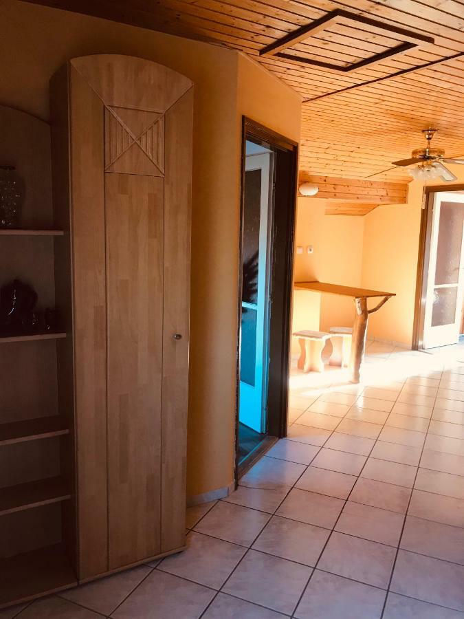 Jesolo Apartmanház Balatonkeresztúr Exteriér fotografie